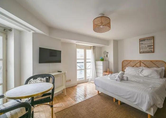 Paris, Opera 1... Comme Chez Soi * Paris