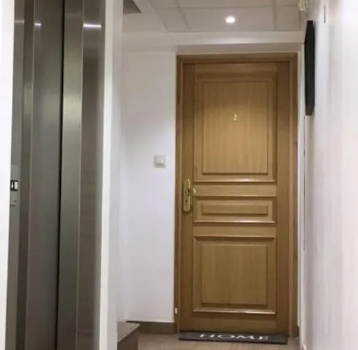 Paris, Opera 1... Comme Chez Soi Paris